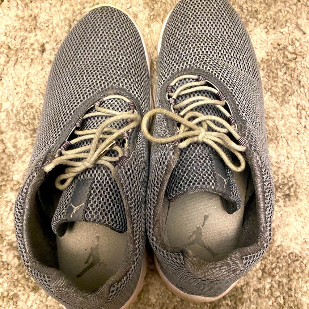 Jordan Future Low Wolf Grey Mesh Sneakers - Picture 4 of 5